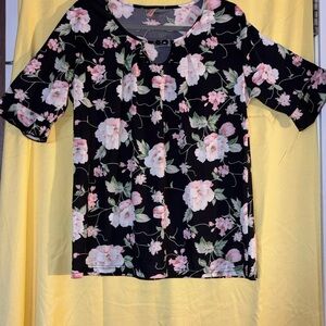 Floral Women's Blouse in Black and Pink